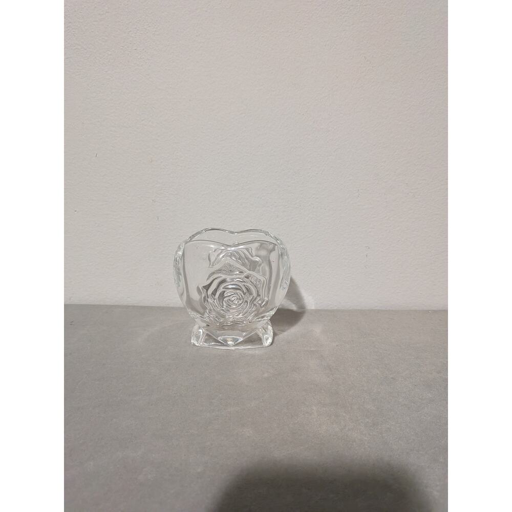 Partylite Rosehearts ~ Clear Glass Heart Shaped Candle Holder with Rose Pattern - Picture 3 of 10